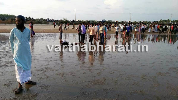 ಸಮುದ್ರಕ್ಕಿಳಿದ ಹಳಿಯಾಳದ ಇಬ್ಬರು ನೀರುಪಾಲು : ಸ್ಥಳೀಯರಿಂದ ಮೂವರ ರಕ್ಷಣೆ